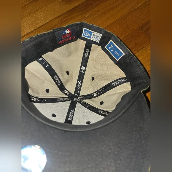 D.C. New Era Black Fitted Cap - Picture 3 of 3